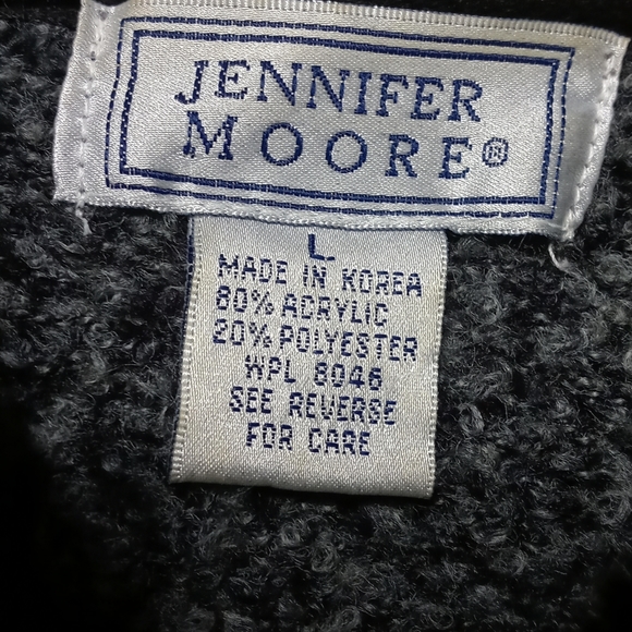 Jennifer Moore Button Down Sweater Size Large very warm - Picture 9 of 10